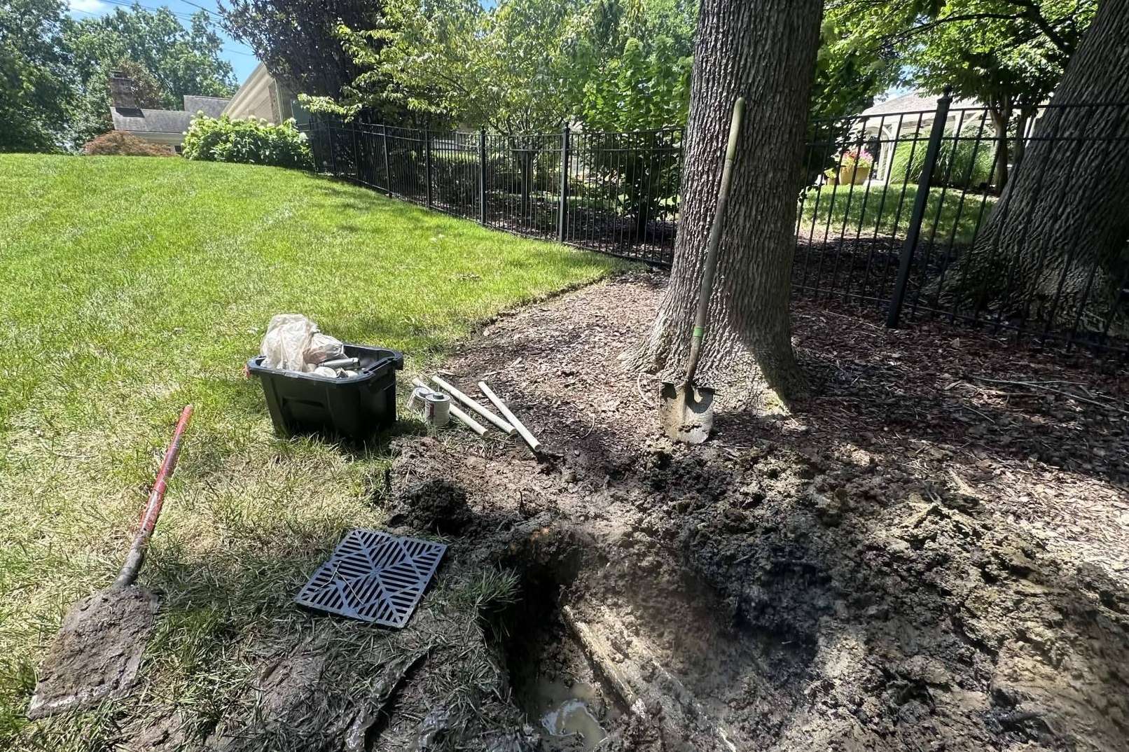 Figueroa Landscape is a family business built in 2020 and is dedicated to contributing to its local community by providing landscaping services