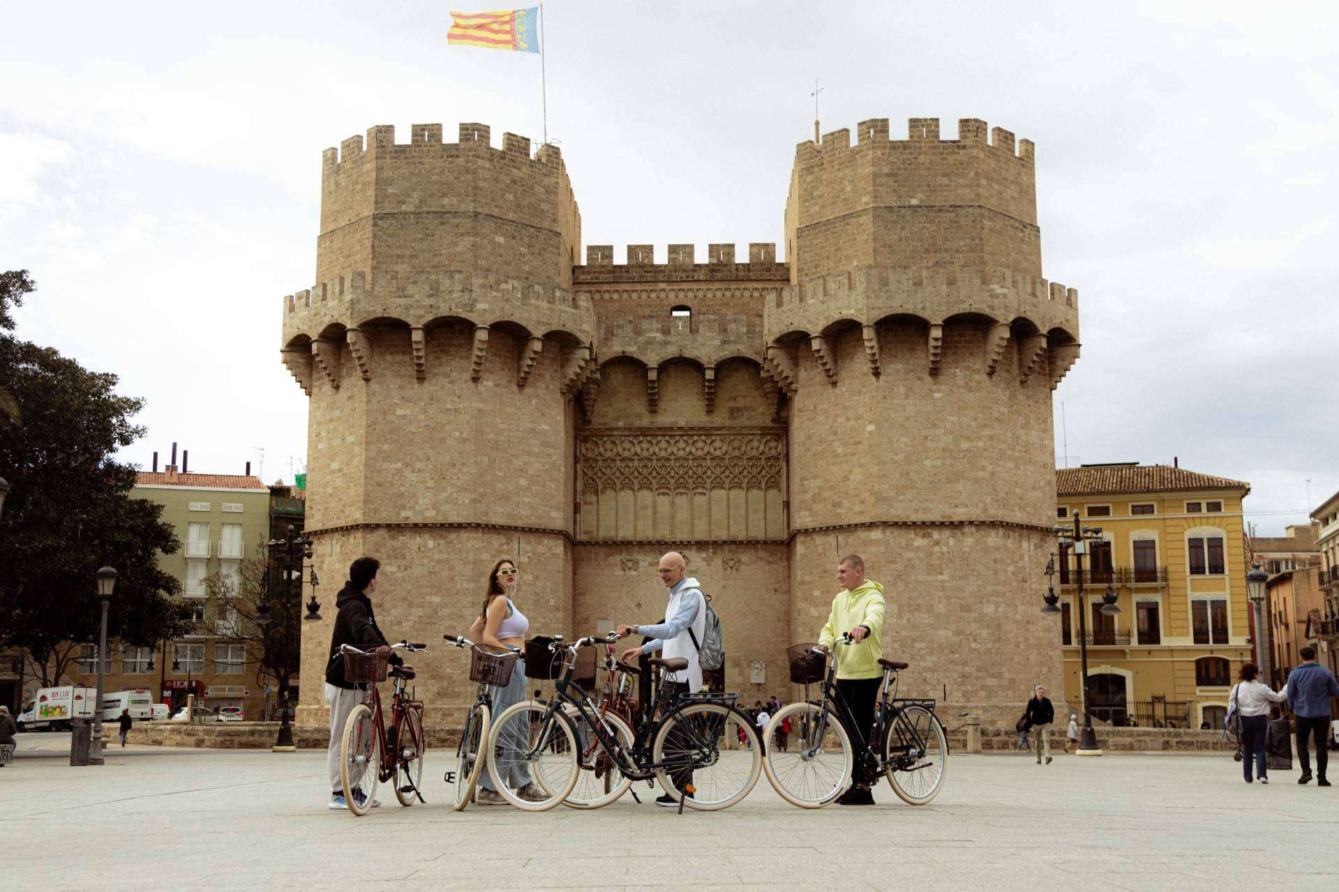 Valencia sobre ruedas, un tour en bicicleta inolvidable