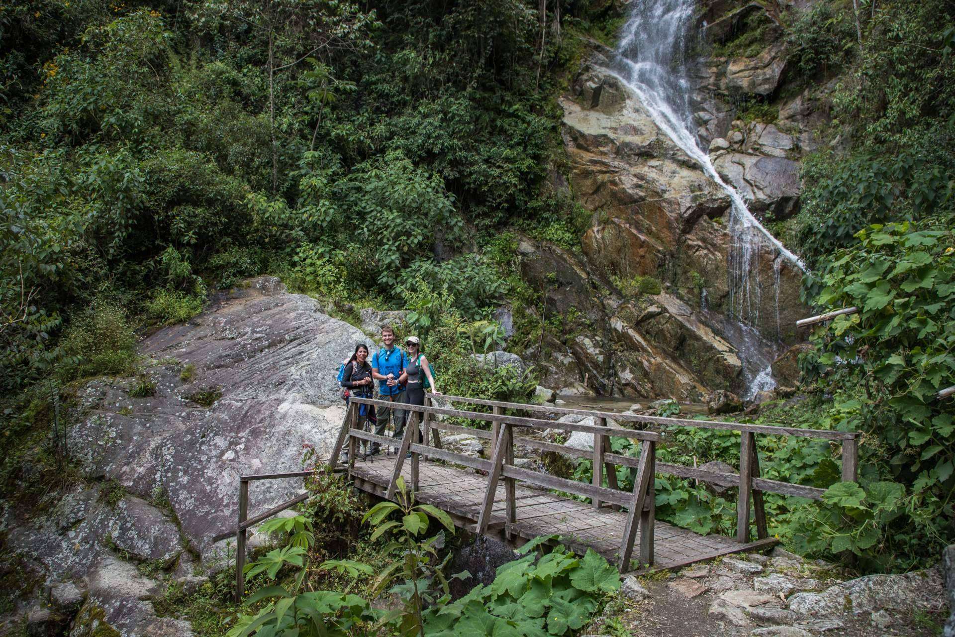 Un recorrido inolvidable de dos días a través de las principales maravillas de Machu Picchu, con el Short Inca Trail de TreXperience