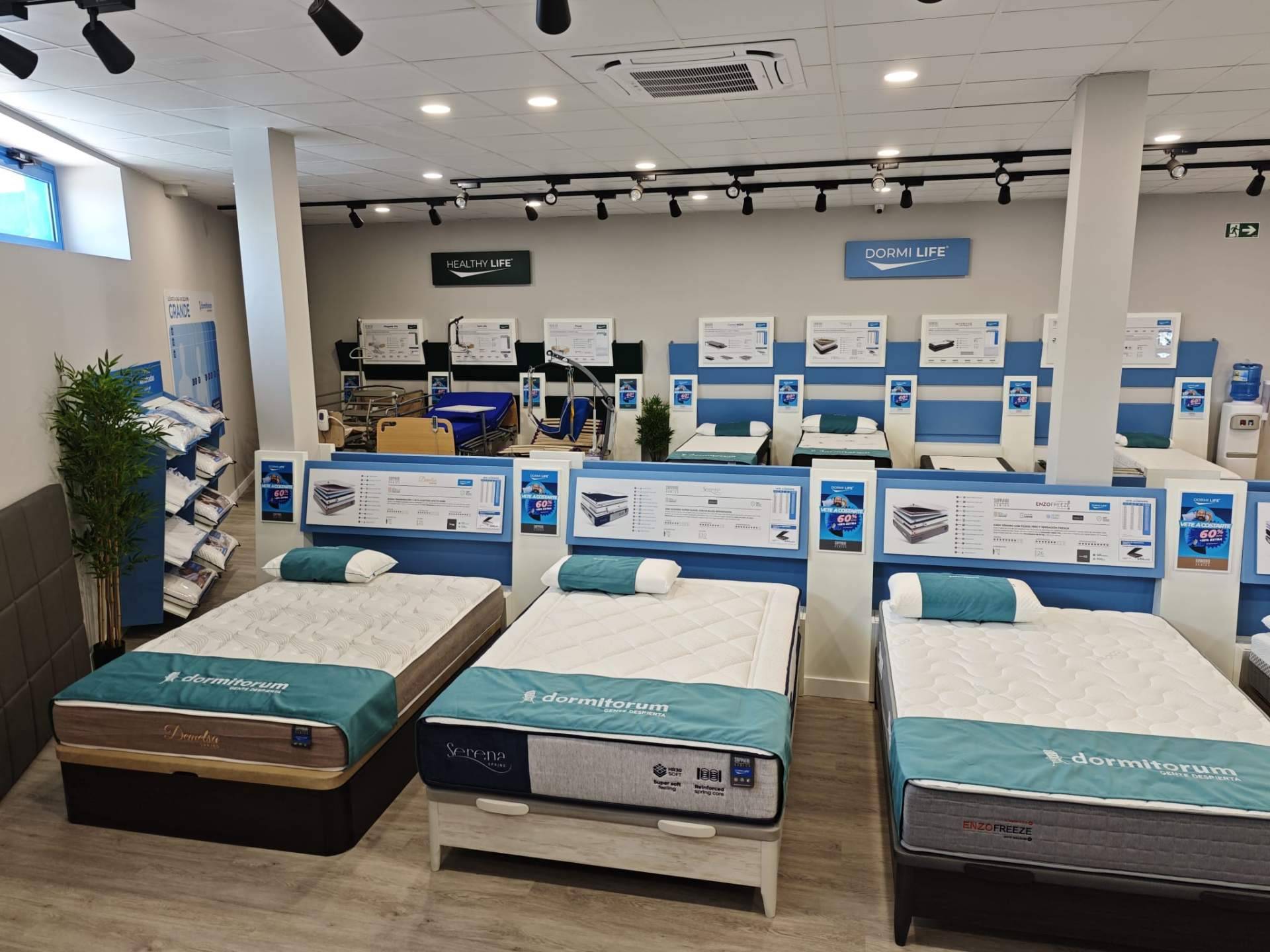 La apertura de la nueva tienda de colchones dormitorum en La Palma vuelve a ser una fiesta